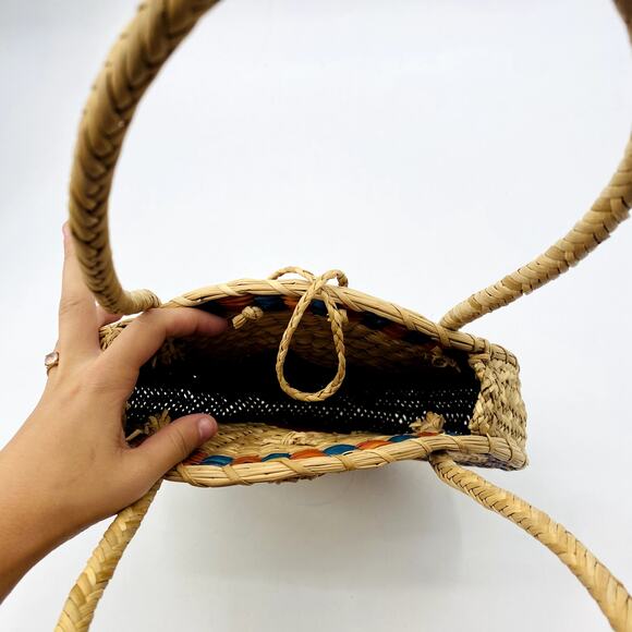 Round straw weaved Shoulder bag - Picture 5 of 5
